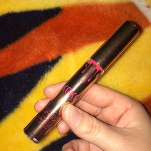 Kylie Cosmetics Koko Okurrr lipstick